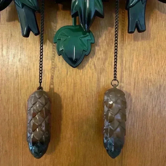 Telesonic Black & Green Cuckoo Clock - Traditional Style, Battery Operated - Picture 9 of 9